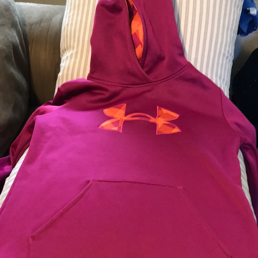 UA sweatshirt